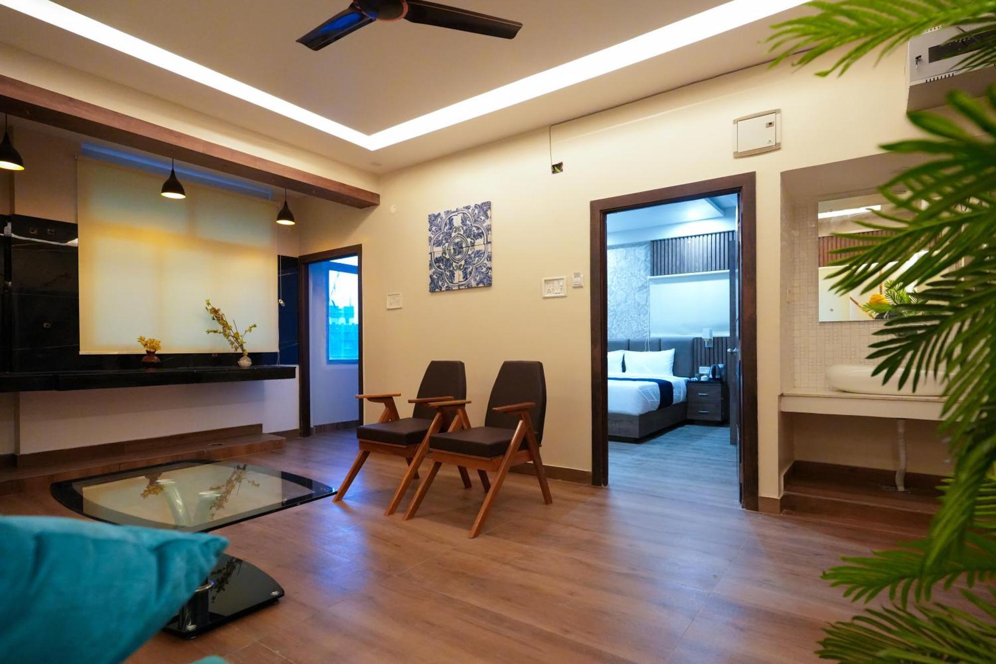 Hotel Pavitra Purnia Buitenkant foto